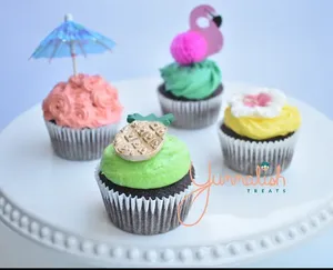 Custom Cupcakes (12)